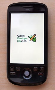 参加者に無償提供されたAndroid Phone