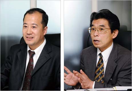 ポピュラーソフト株式会社 代表取締役 社長 坂野樹文氏（左）／営業部 部長 須田靖志氏（右）