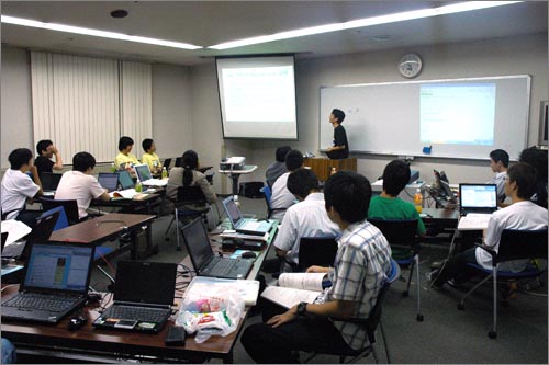 改造したり修正したり・・・の言語組