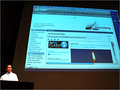 図1 アンドリュー・ルケイツ氏はFileMaker 10の機能と活用方法を説明した