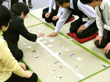 札を取るたび、応援に来た人達から歓声があがっていた