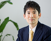インタビュアー：サイコス株式会社　青葉哲郎氏