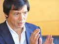 結婚していちばん変わったのは「プラス思考」　恐妻家・阿部祐二が語る、デキる妻が仕事にもたらすメリット